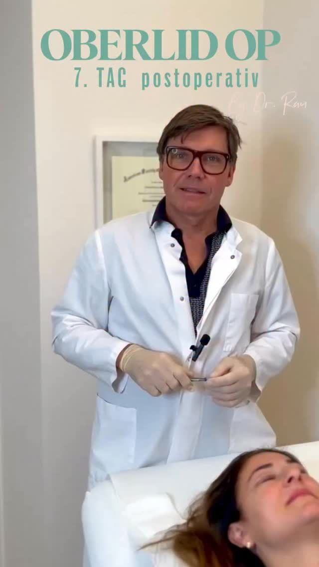 Frischer Blick in kurzer Zeit - Oberlidplastik by Dr. Armin Rau in Hamburg

Müde Augen, Schlupflider oder ein „schwerer Blick“? Die Oberlidstraffung (Oberlidplastik) kann zu einem wachen, verjüngten Aussehen verhelfen - und das besonders schonend und sicher durch Dr. Armin Rau in Hamburg.

Warum Dr. Rau?
Mit jahrelanger Erfahrung in der ästhetischen und rekonstruktiven Chirurgie arbeitet Dr. Rau mit einer besonders präzisen, gewebeschonenden Technik, die nicht nur natürliche Ergebnisse liefert, sondern auch die Heilungszeit deutlich verkürzt.

Schonend & sicher:
Dank moderner Verfahren und feiner Schnittführung verläuft die OP nahezu schmerzfrei, mit minimalem Risiko und kaum sichtbaren Narben.

Kurze Ausfallzeit:
Bereits nach wenigen Tagen ist man wieder gesellschaftsfähig - ganz ohne lange Ausfallzeit.

Vereinbaren Sie jetzt ein Beratungsgespräch und erfahren Sie, wie unkompliziert Ihr Weg zu einem offenen, frischen Blick sein kann.
 Euer Dr. Armin Rau

#drarminrau #plastischerchirurg #medicalbeautyhamburg #eppendorf #hamburg #schönheitschirurgie #oberlidstraffung #lidstraffung